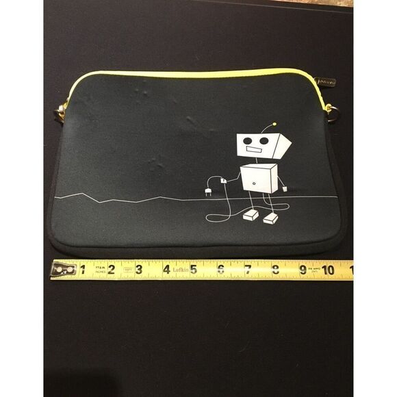 Bundle Sale 3 for $15 | Tablet Case with Robot Design 11 x 8.5 - Picture 1 of 8